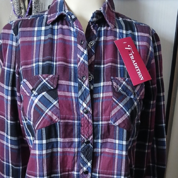 Tradition Tops - Tradition Women's Plaid Button-Up Shirt - Red and Blue